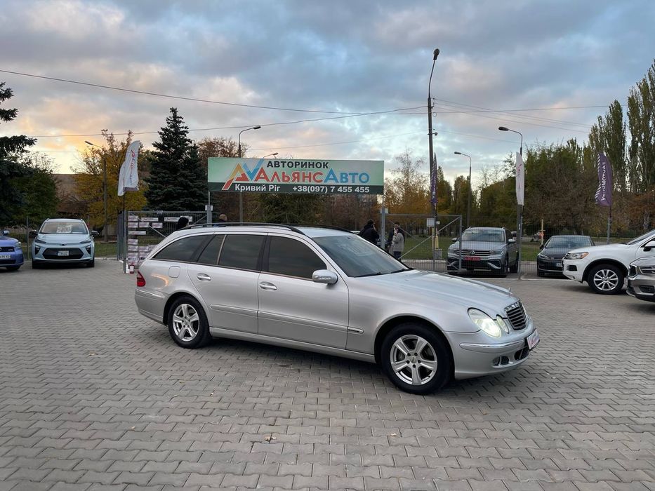 Mercedes-Benz E280 №3705 (ВНЕСОК від 10%) Альянс Авто Кривий Ріг