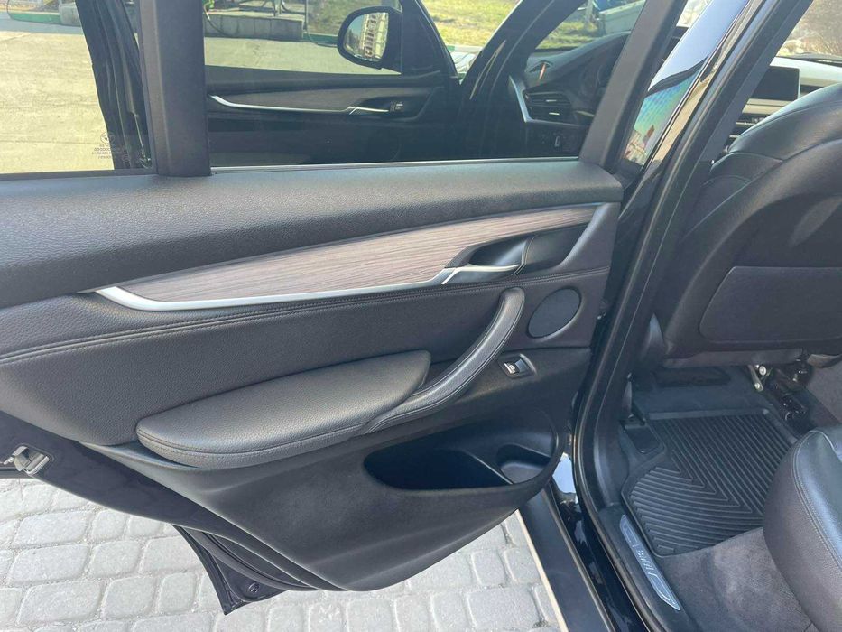 BMW X5 2014 F15  40d Steptronic (313 к.с.) xDrive