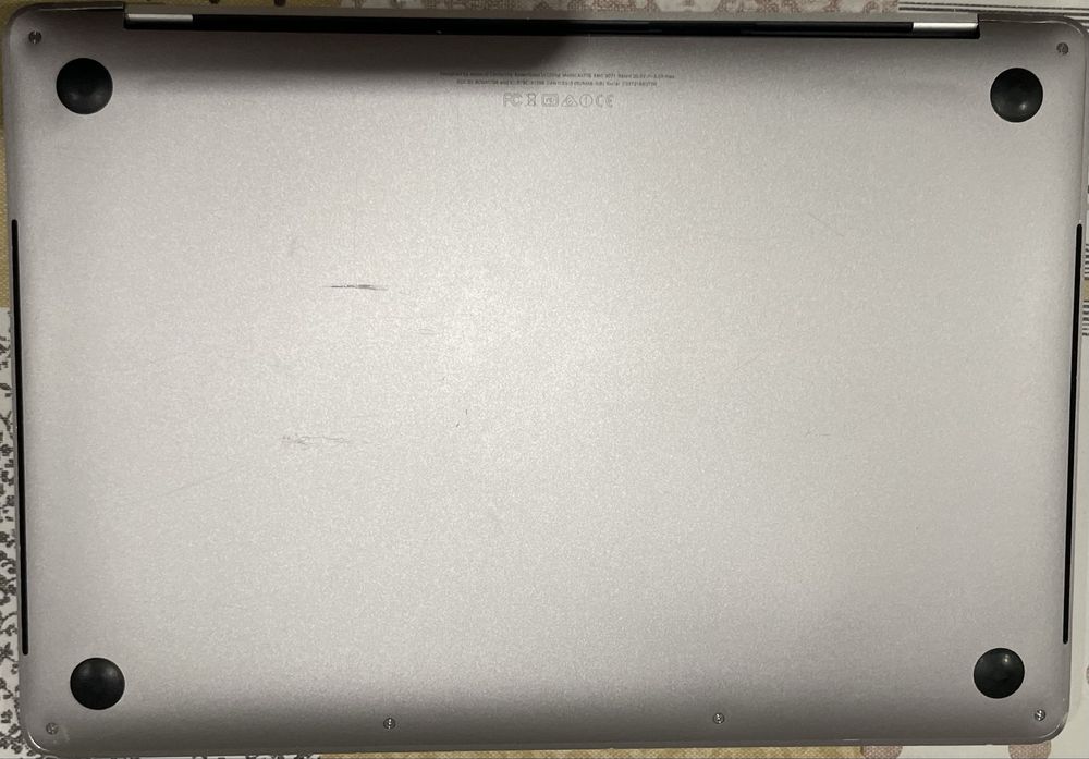 Macbook pro touch bar 2016