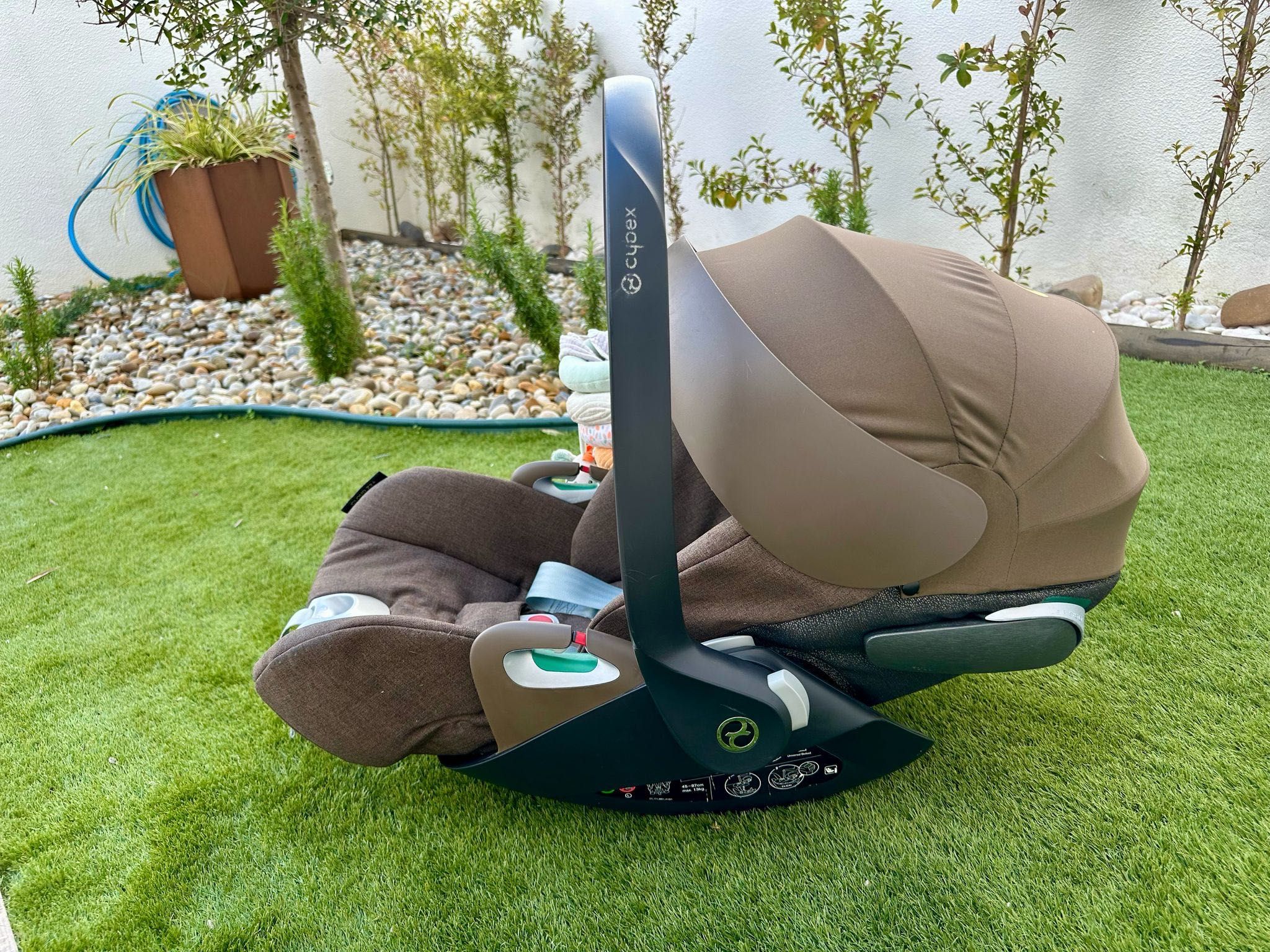 Cybex Cadeira Auto Ovo Cloud Z i-Size Plus Khaki Green + adapatores