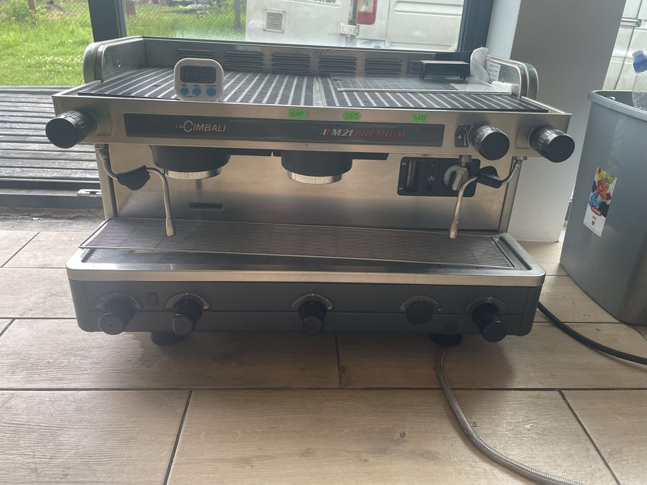 Продаєтся обладнання в кавярню