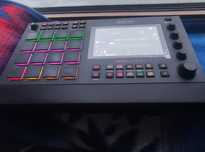 MPC LIVE 2 - Kup na raty! - Profesjonalny sprzet do tworzenia muzyki