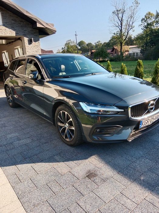 Volvo V60 Momentum Pro Skóra