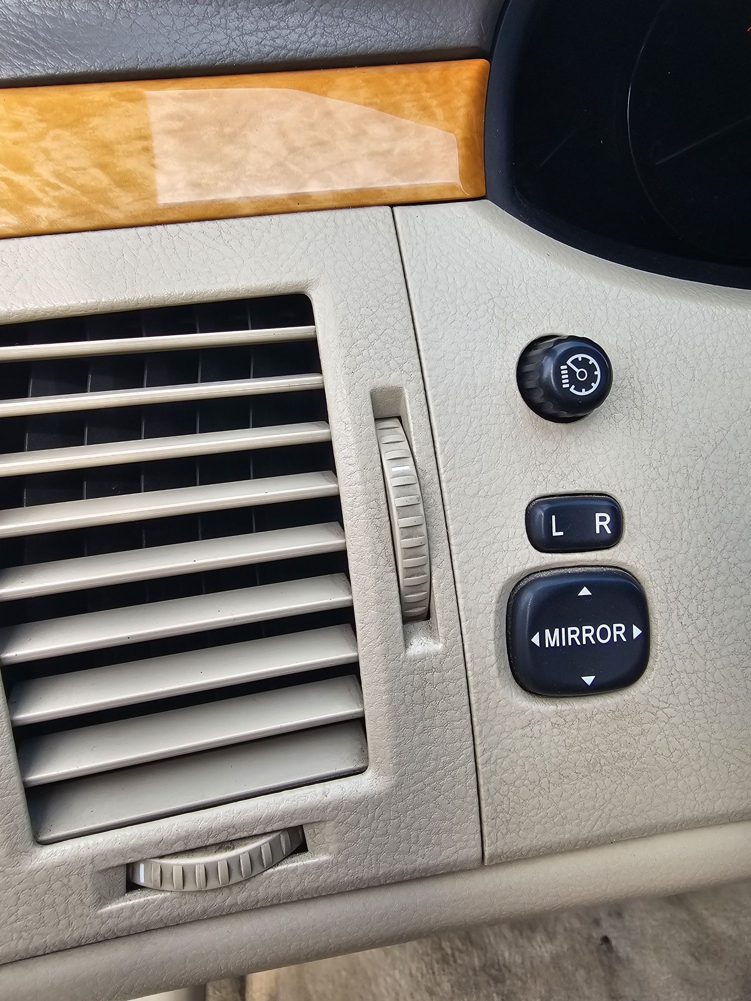 Toyota Avalon 2006