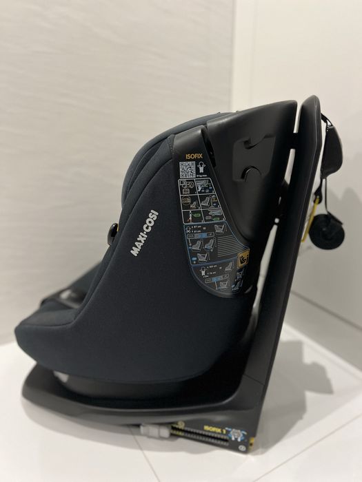 Fotelik obrotowy MaxiCosi AxissFix 9-19 kg