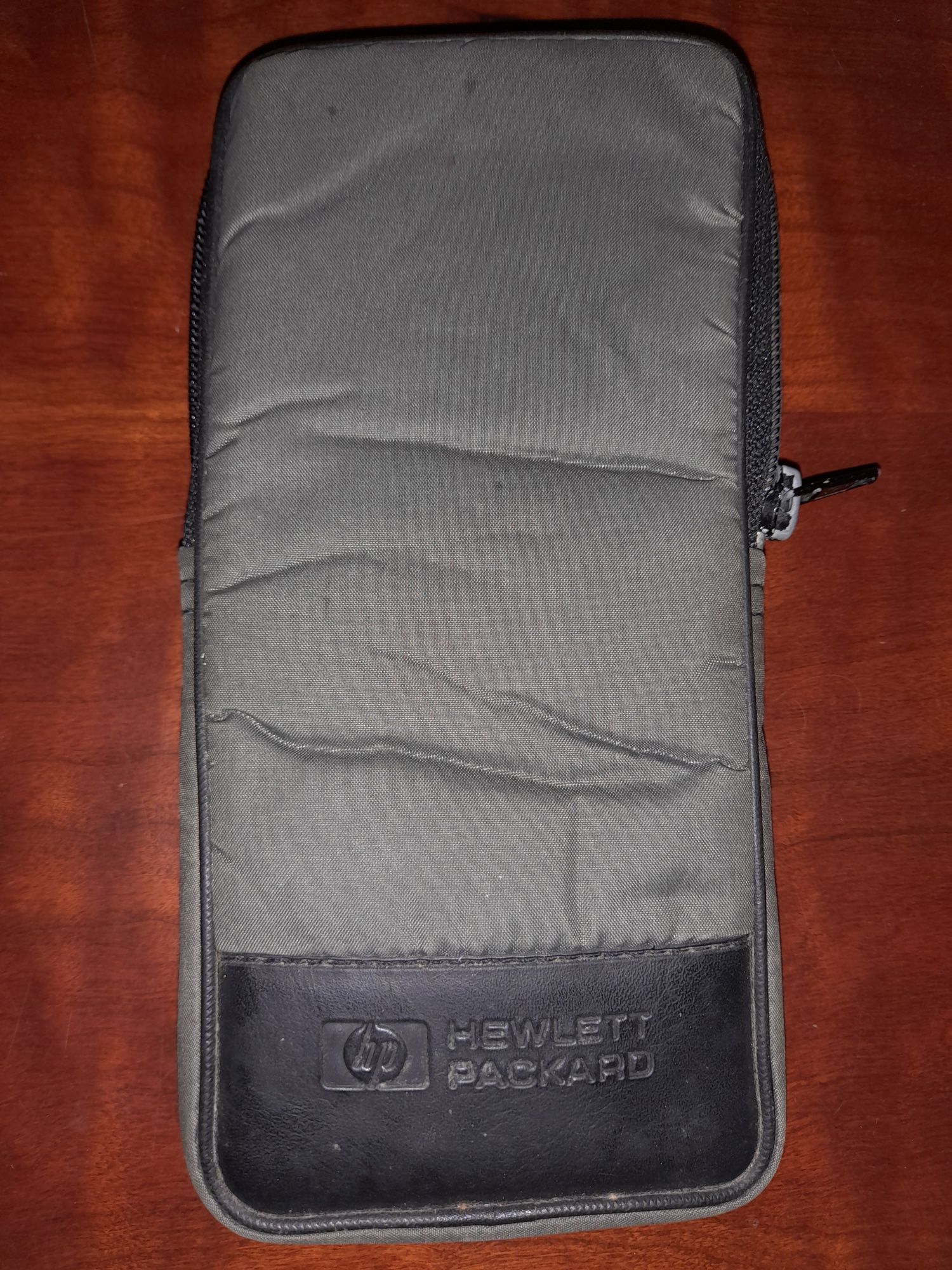 Calculadora Gráfica Hewlett-Packard 48G.