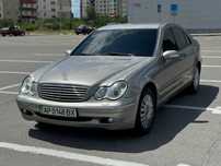 Mercedes C240 1 хозяин не крашен