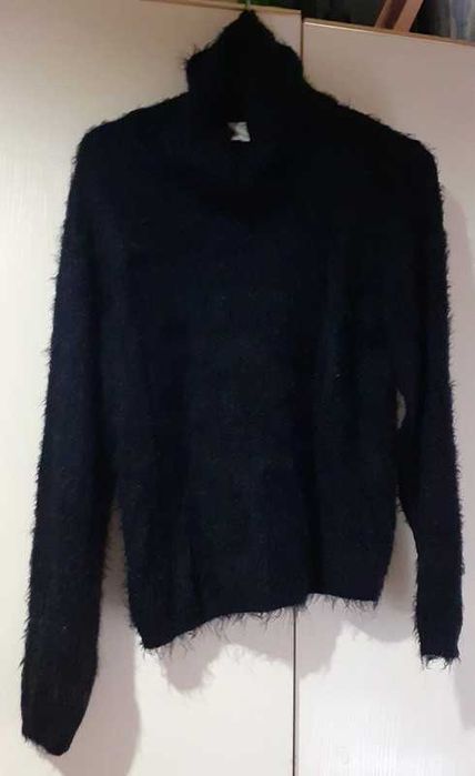 Camisola em chenille preto