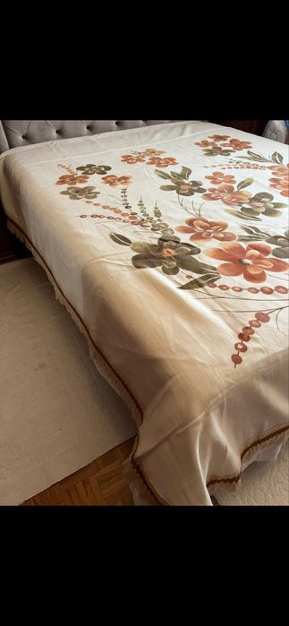 Colcha de linho pontada á mão