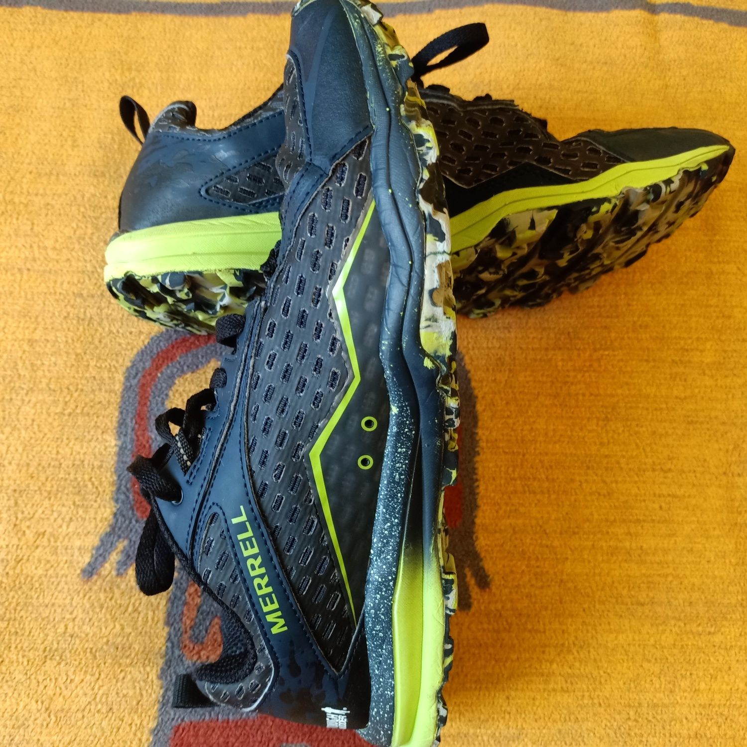 Merrell All Out Crush Tough Mudder. Buty do biegania .r 42. Unisex