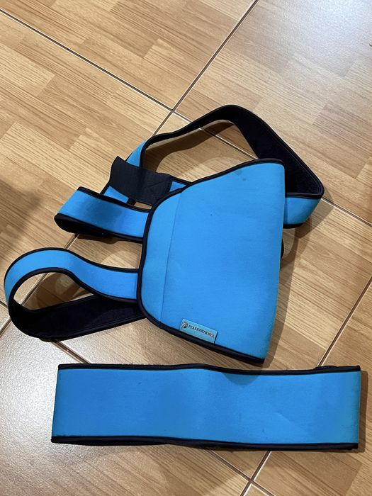 Бандаж плечевий з фіксацією