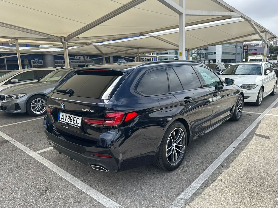 BMW 520e - 12/2022 - 29.000km c/iva dedutivel