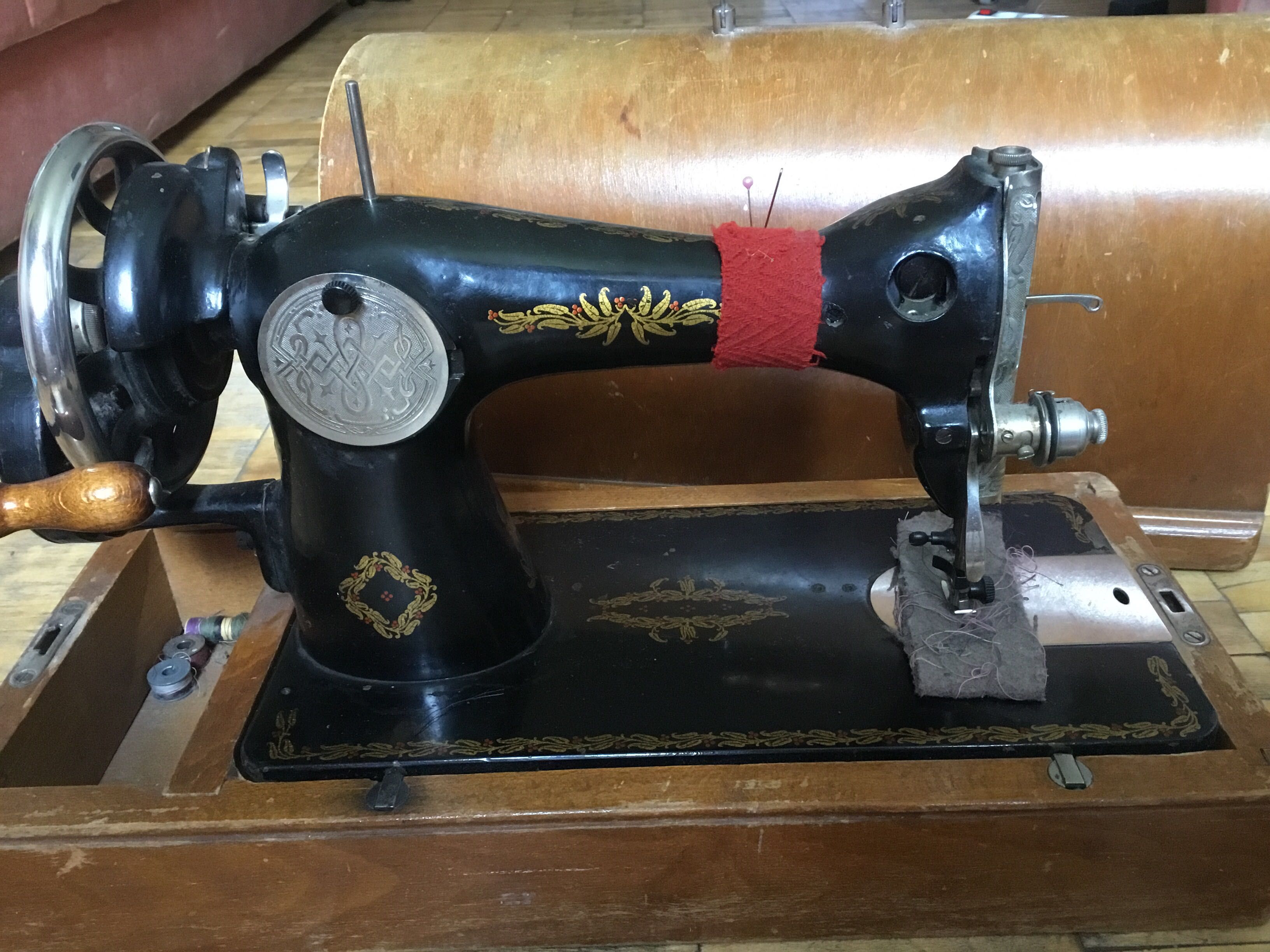 Швейная машинка "Подольск 2м-1" раритетная