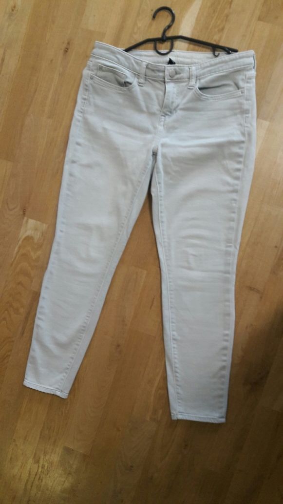 Стильные джинсы скинни Gap размер 29 или 38-40