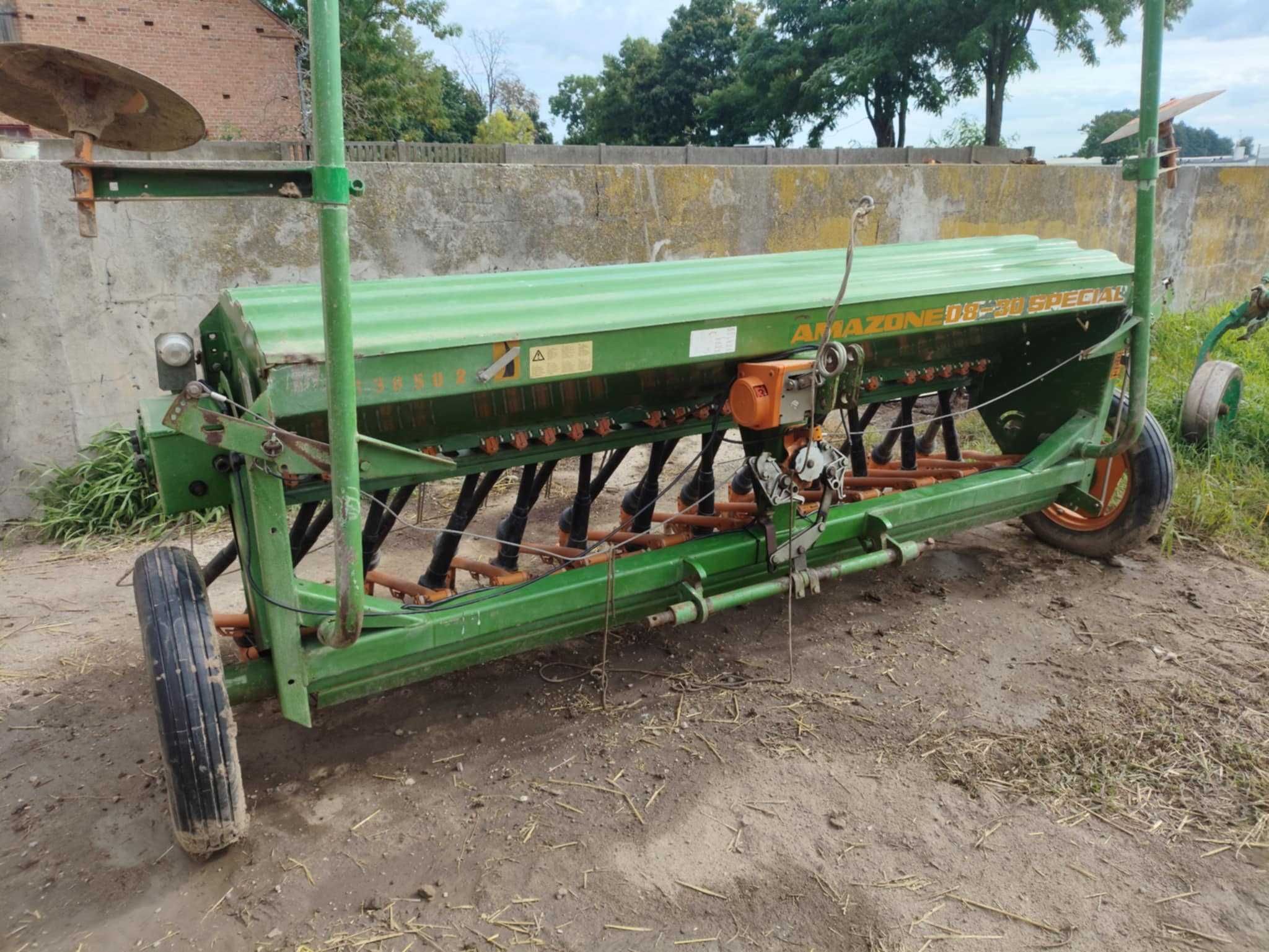 siewnik amazone d8