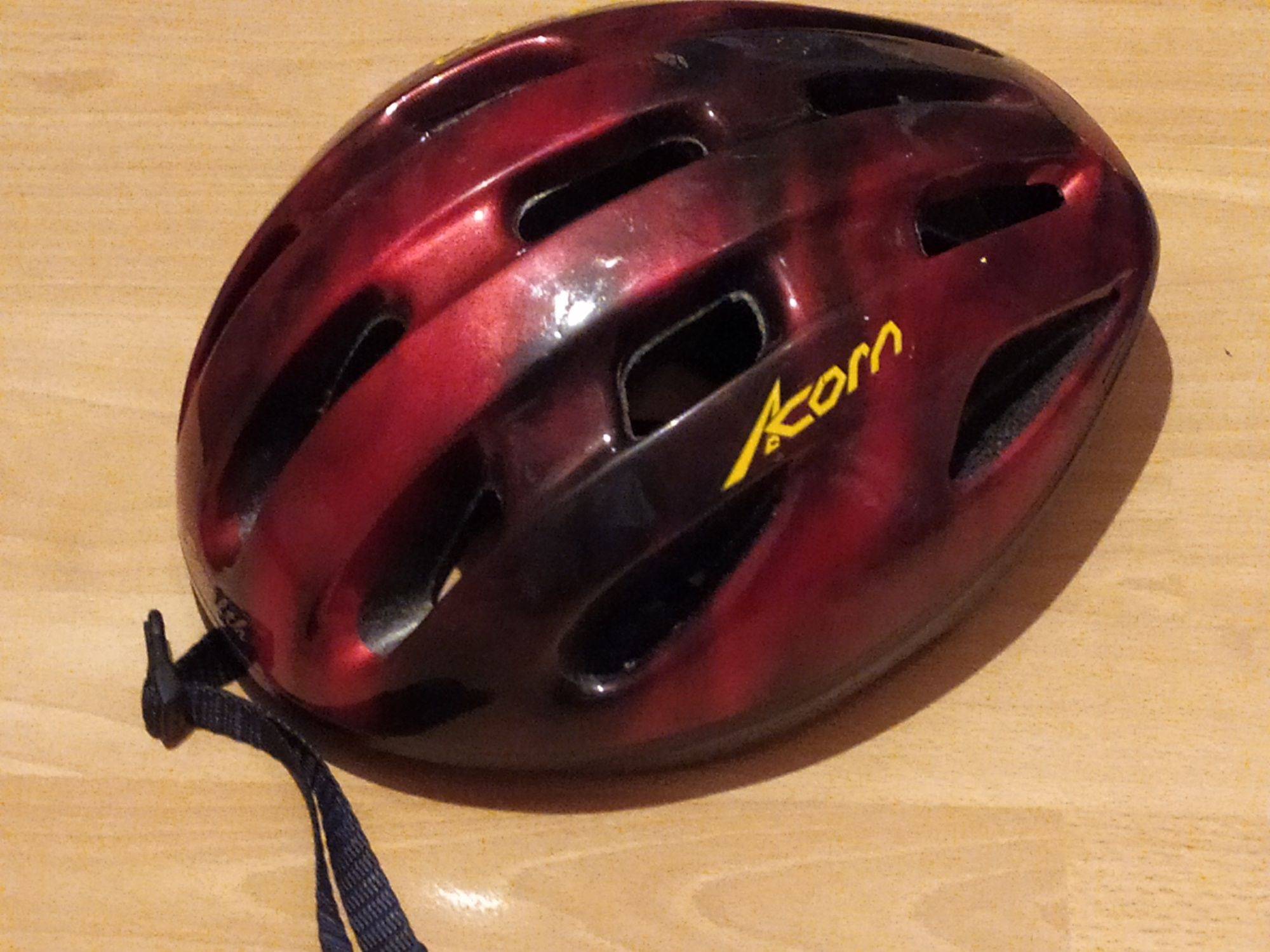 Шлем велосипедный  acorn