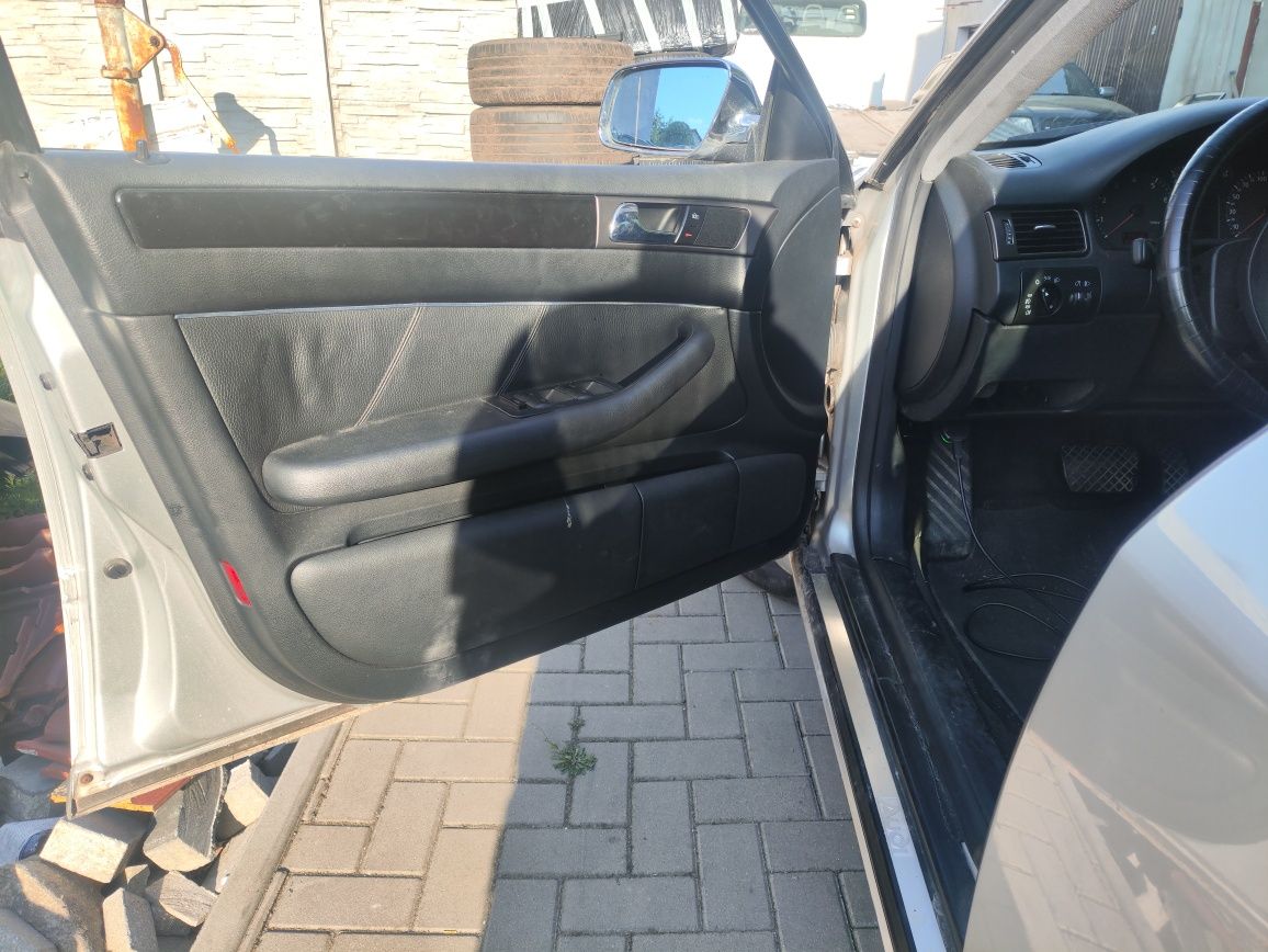 Recaro audi A6 S6 C5 czarna skóra elektryka