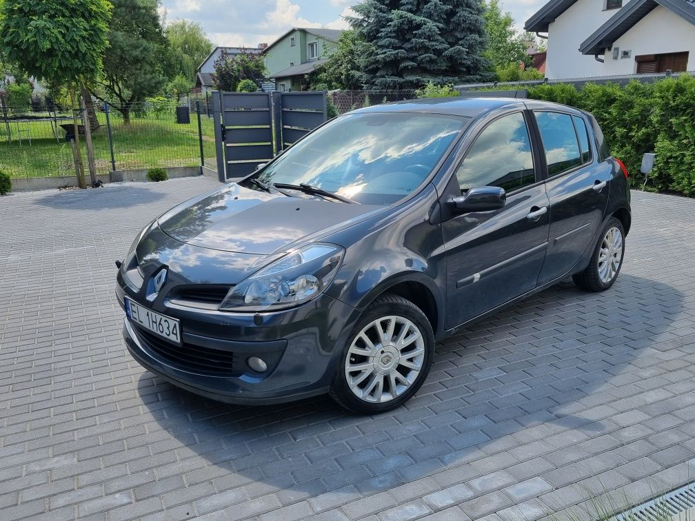 Renault Clio 1.6 benzyna klimatronik podsw. zakrętów