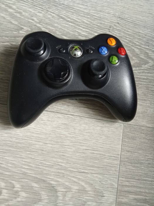 Джойстик на XBOX 360