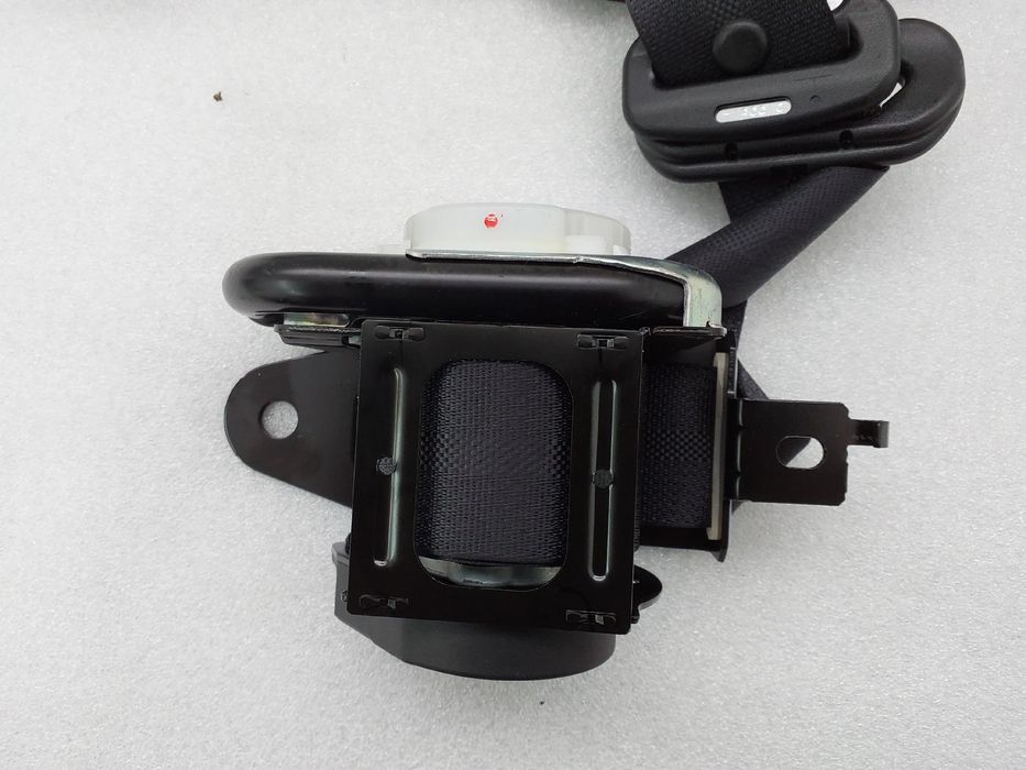 Cinto frente direito MITSUBISHI Space Star Hatchback (A0_A)