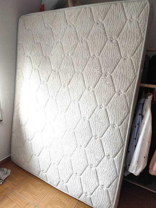 Vendo colchão ortopédico 1.50*1.90