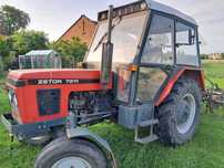 Traktor ZETOR 7211