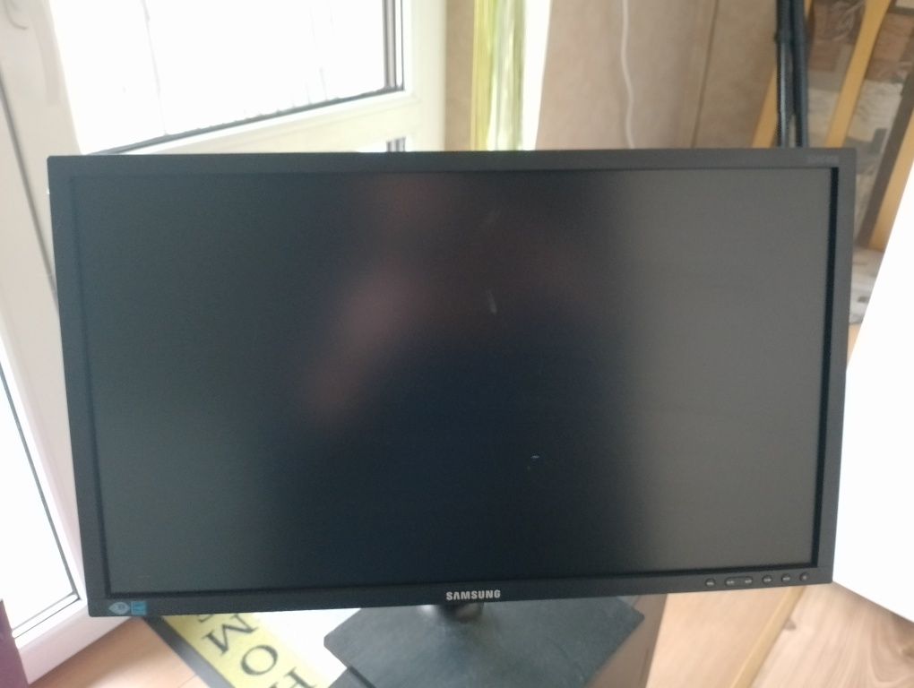 Monitor do komputera 25 cali