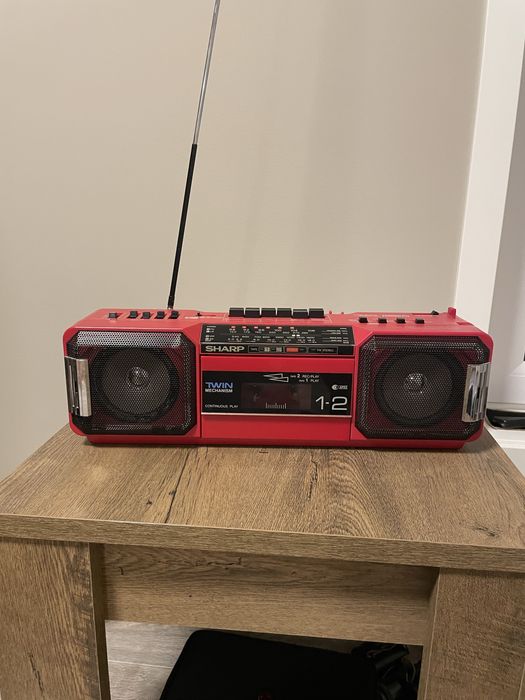 Вінтажний магнитофон Sharp