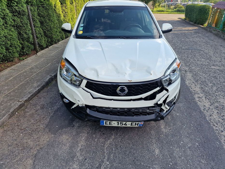 SsangYong/KGM Korando 2.0d Klimatronic Grzane fotele 4xEl Szyby Ciemne szyby