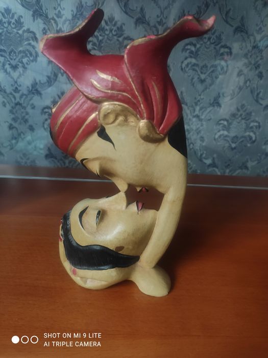 Figurka zakochanych drewniana