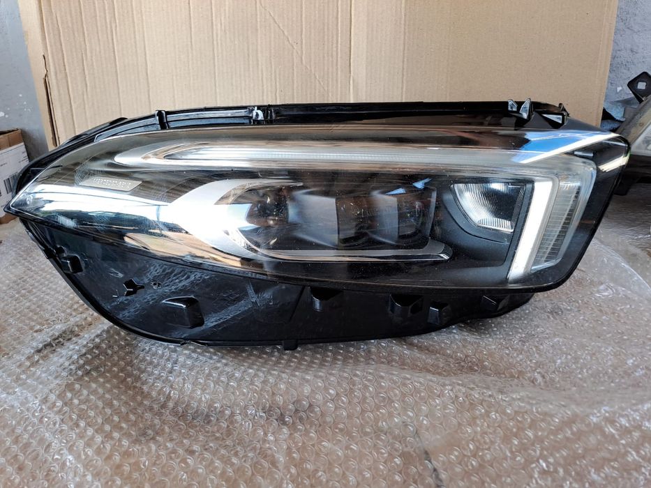 Farol full led direito Mercedes A classe w177