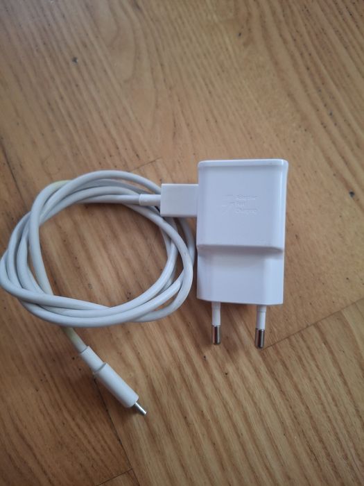 Ładowarka sieciowa Huawei z kablem typu C