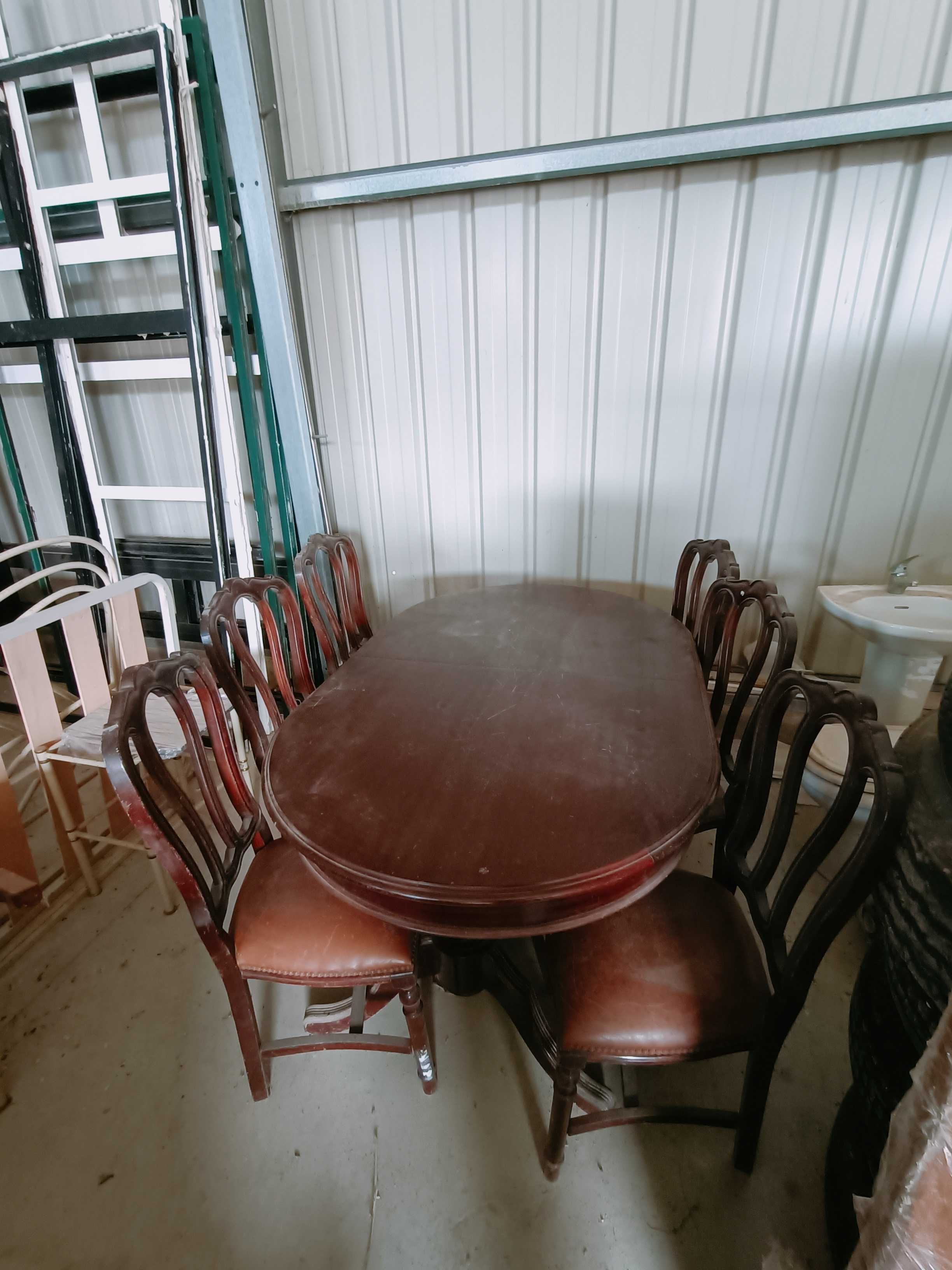 Mesa de jantar com cadeiras