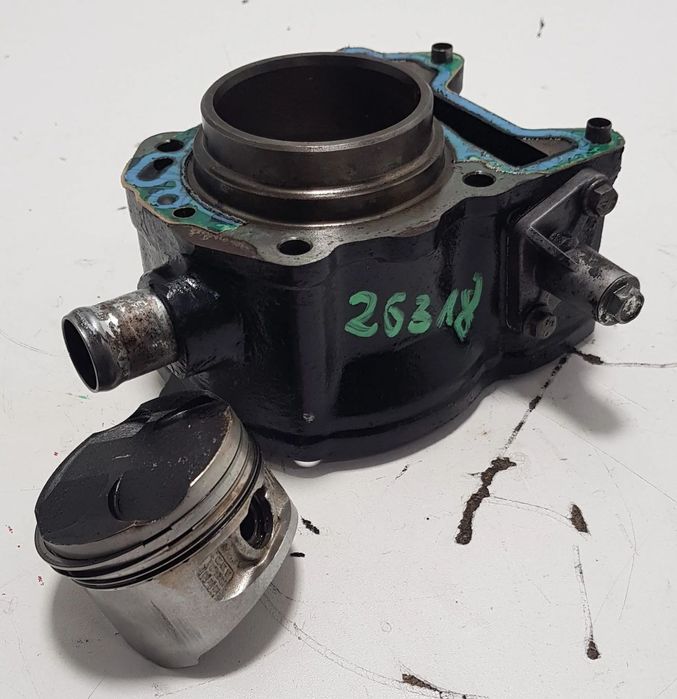 Piaggio X8 X9 125 Cylinder Tłok