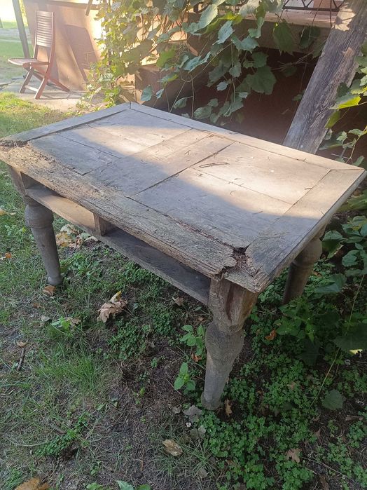 Stół drewniany zabytkowy, do renowacji