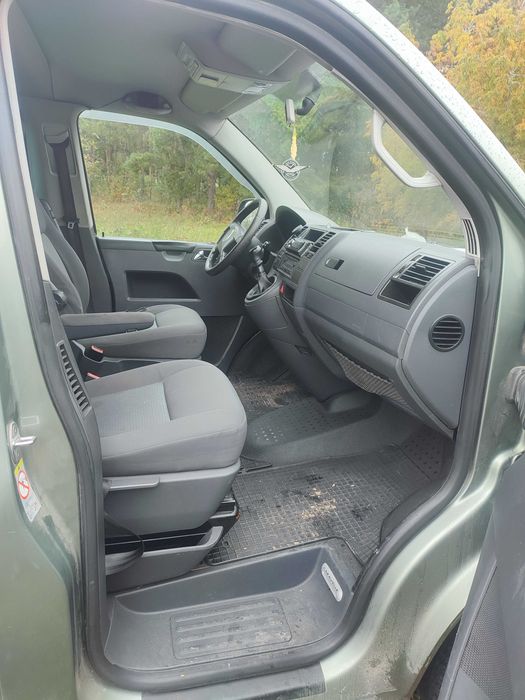 VW T5 caravelle orginalny 2.5 TDI 174km salon polska fv