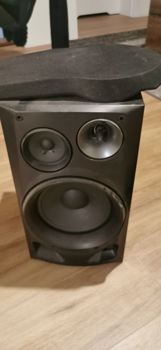 Kolumny głośniki LG FE 686E 2szt.