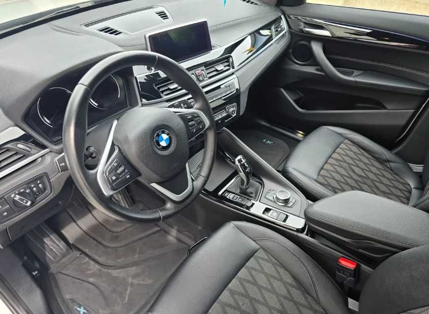 BMW X1 sDrive18d xLine 2021