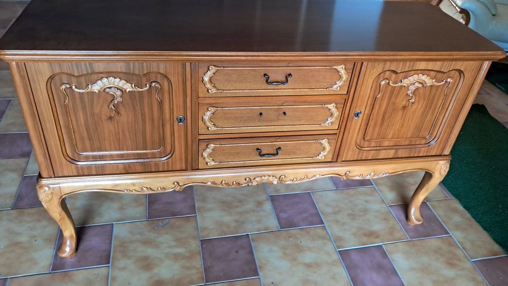 Komody w stylu ludwikowskim neorokoko