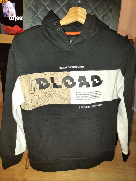 Bluza młodzieżowa z kapturem C&A rozm 146-152