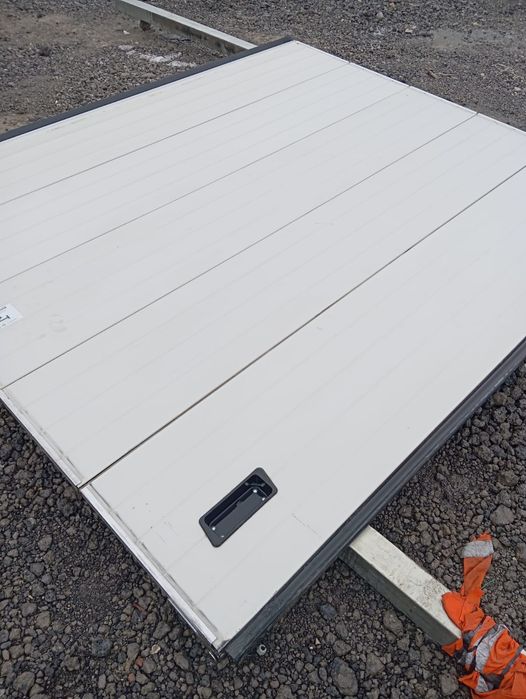 Brama garażowa panelowa segmentowa 305x260 wysoka