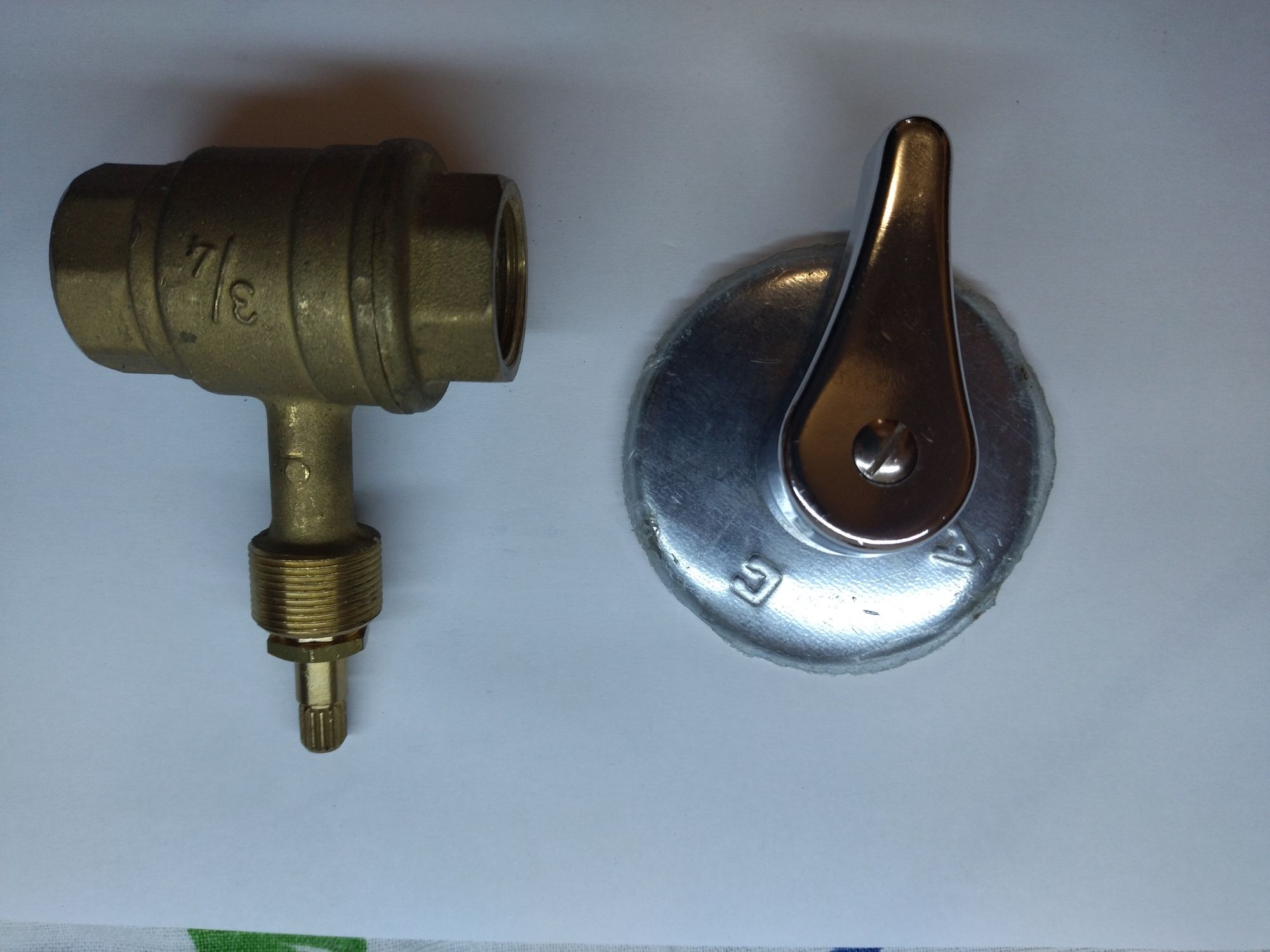 Кран приборний вентєльний з фільтром 1/2''