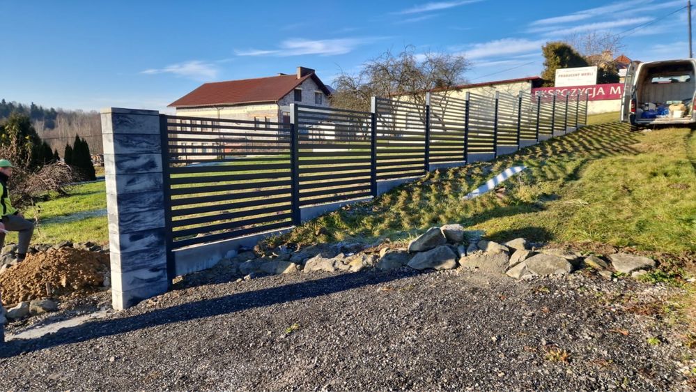 Brama przesuwna, przesła, furtka, brama skrzydłowa palisada