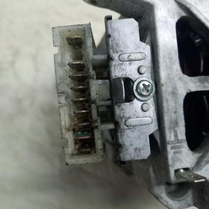 Пральна машина LG WD-10384