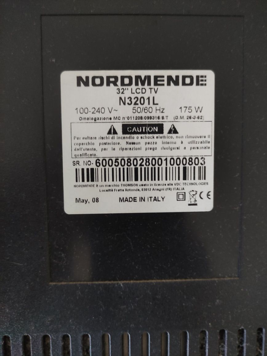 TV LCD Nordmende 32" a funcionar em pleno