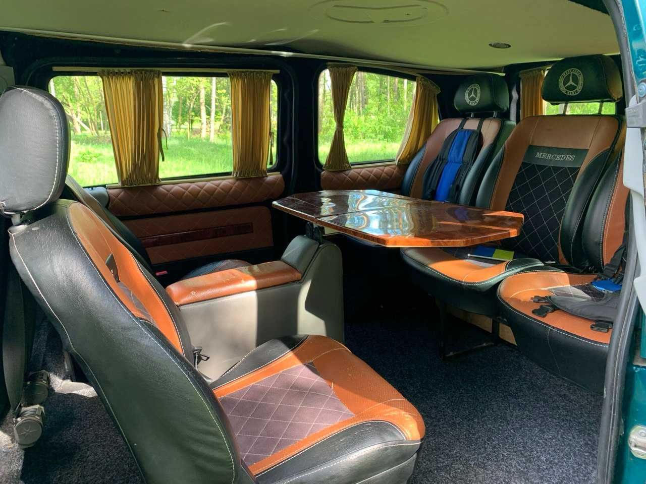 Продам автомобіль Mercedes Vito