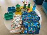 Conjunto de alimentação com babetes