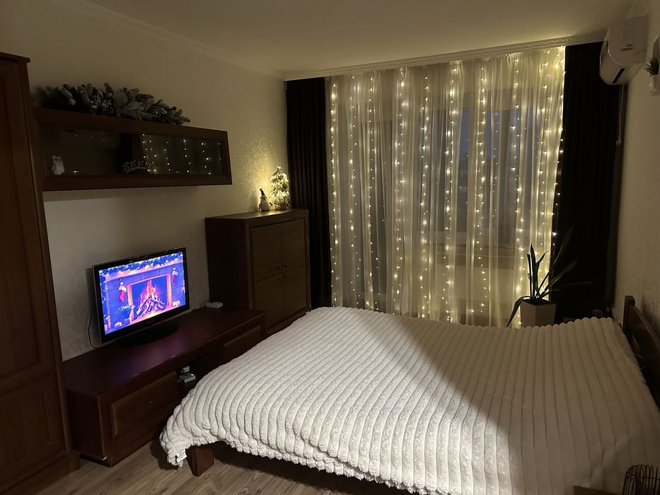 Затишна, тепла квартира , Є ІНТЕРНЕТ БЕЗ СВІТЛА,подобова оренда