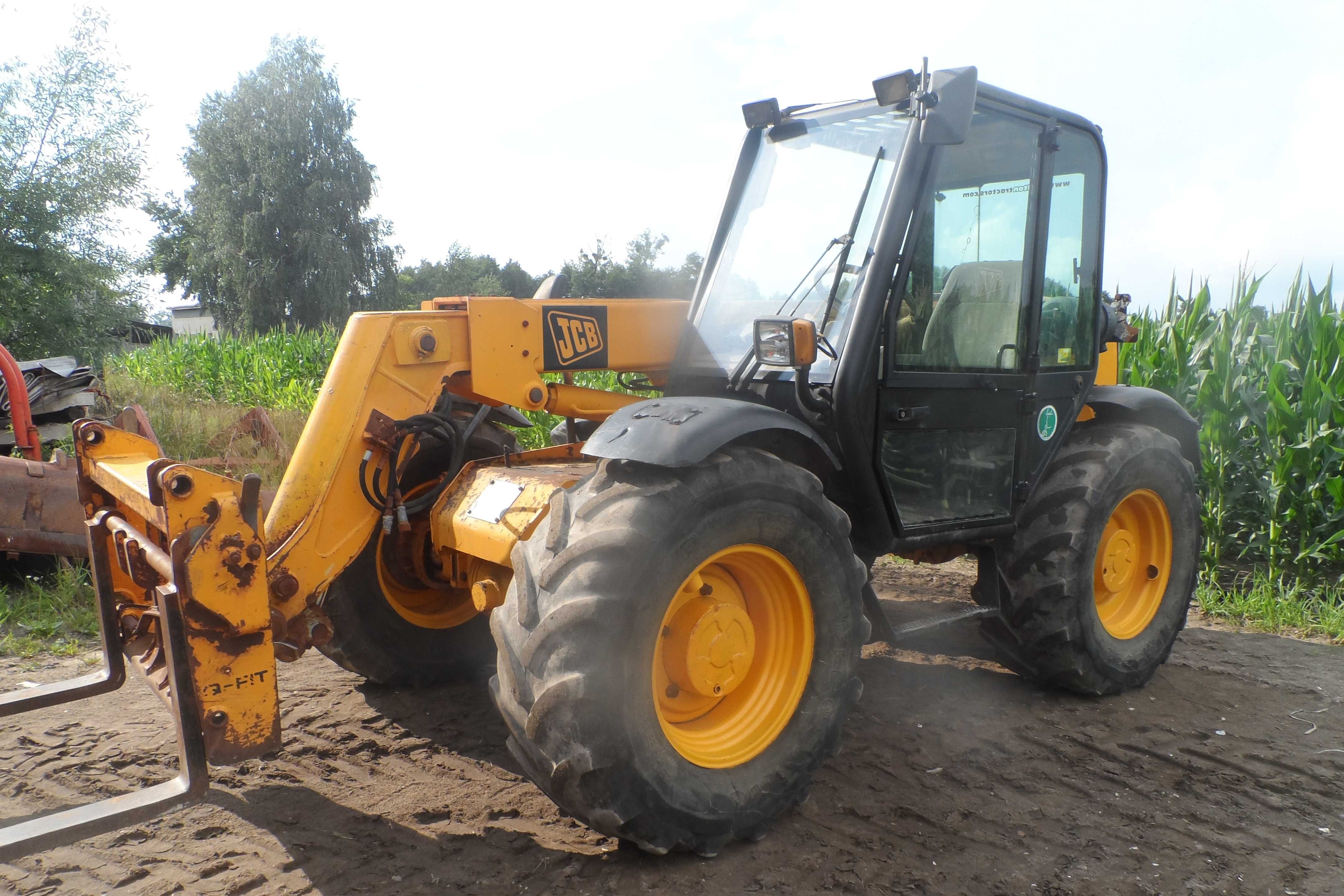 ładowarka teleskopowa jcb 526