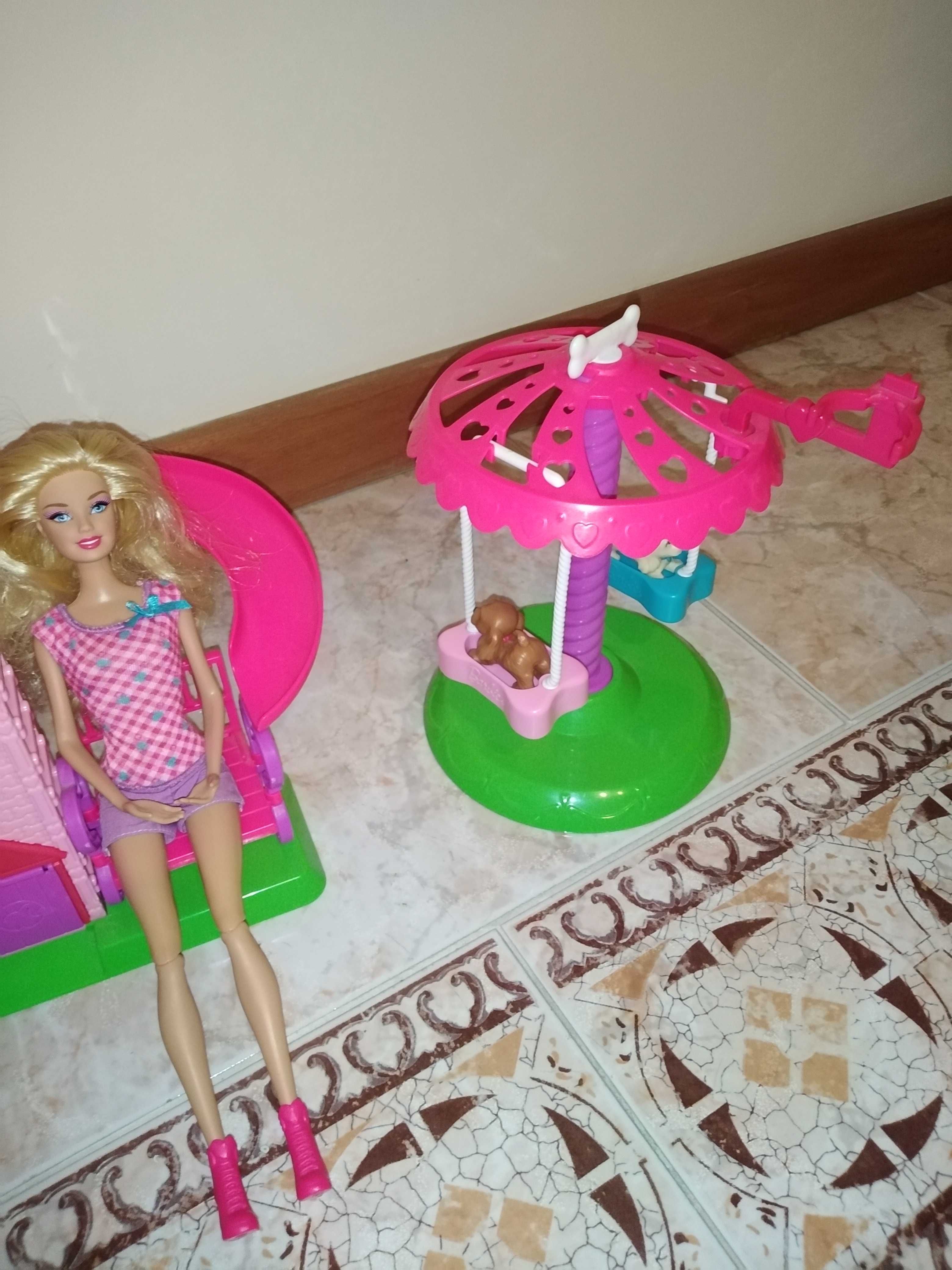 Parque funcional para Barbie e cachorros + acessórios